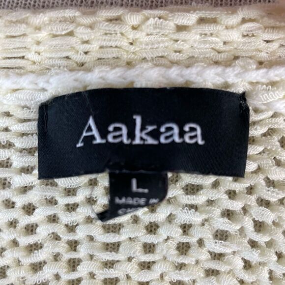 Aakaa knit Sweater Size L EUC - Picture 6 of 6